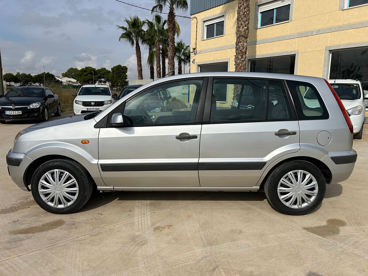 FORD FUSION TREND 1.4 TDCI SPANISH LHD IN SPAIN 0NLY 85000 MILES SUPERB 2005